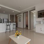 Lujoso Apto de 2 Habitaciones Piso 32- Morros City