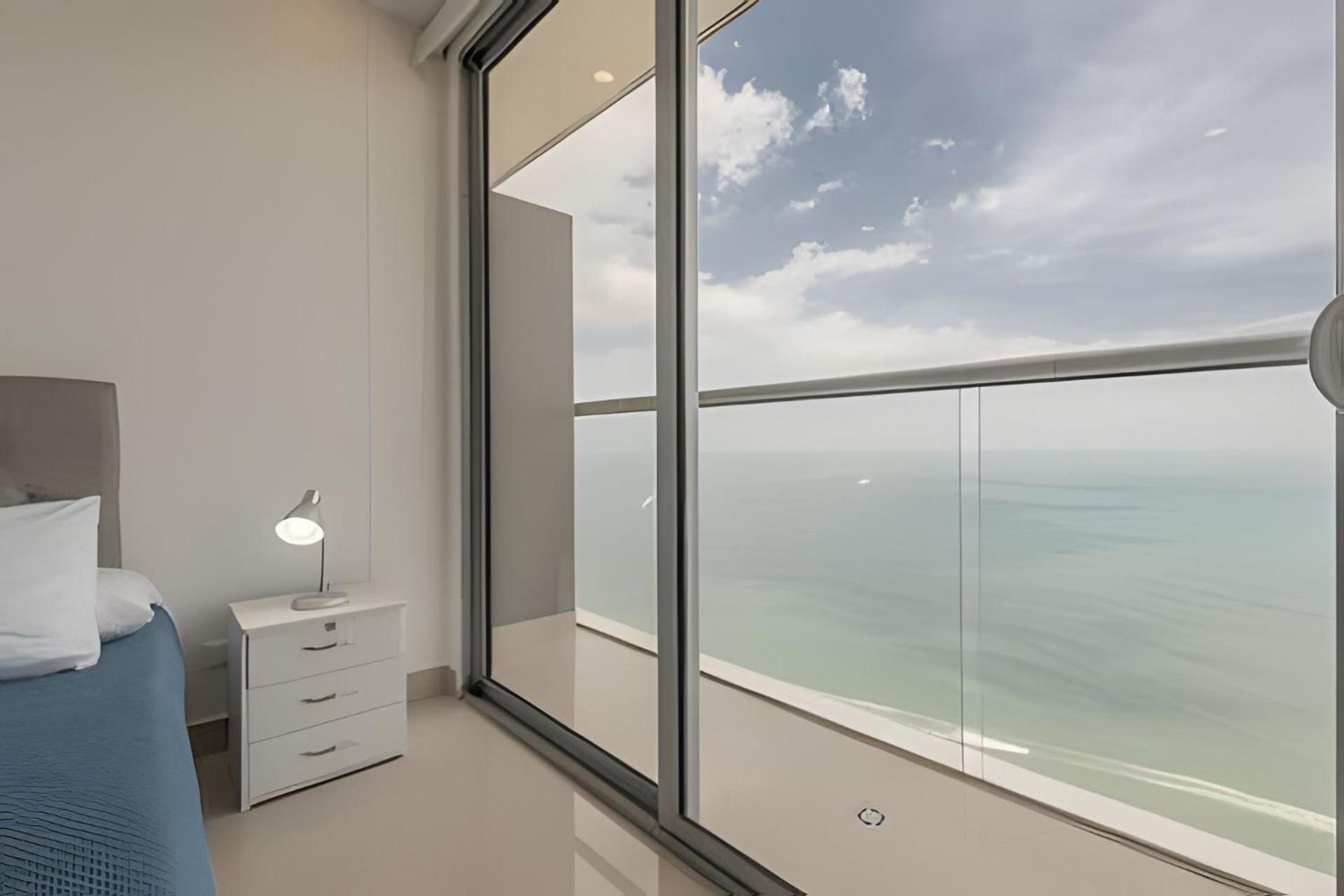 Lujoso Apto De 2 Piso 32- Morros Apartment *